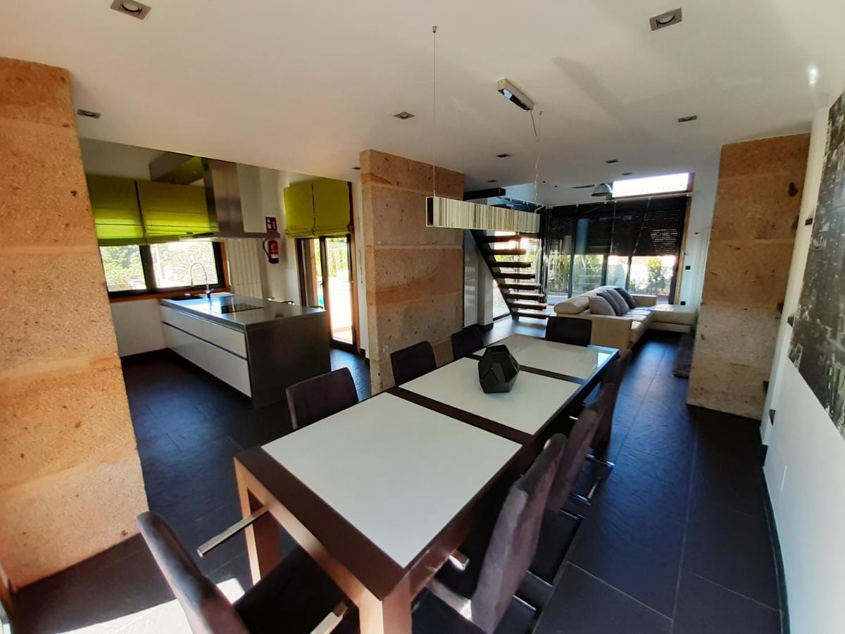 La Casa De Sofia En Tui Villa Luaran gambar